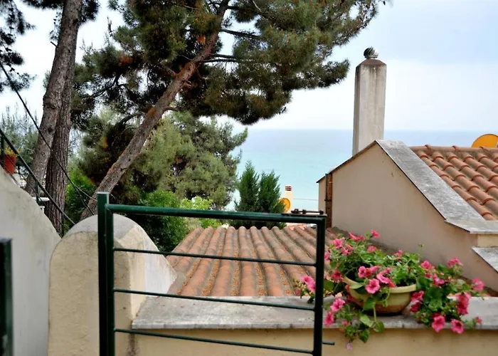 Aiolos Hébergement de vacances Nea Moudania
